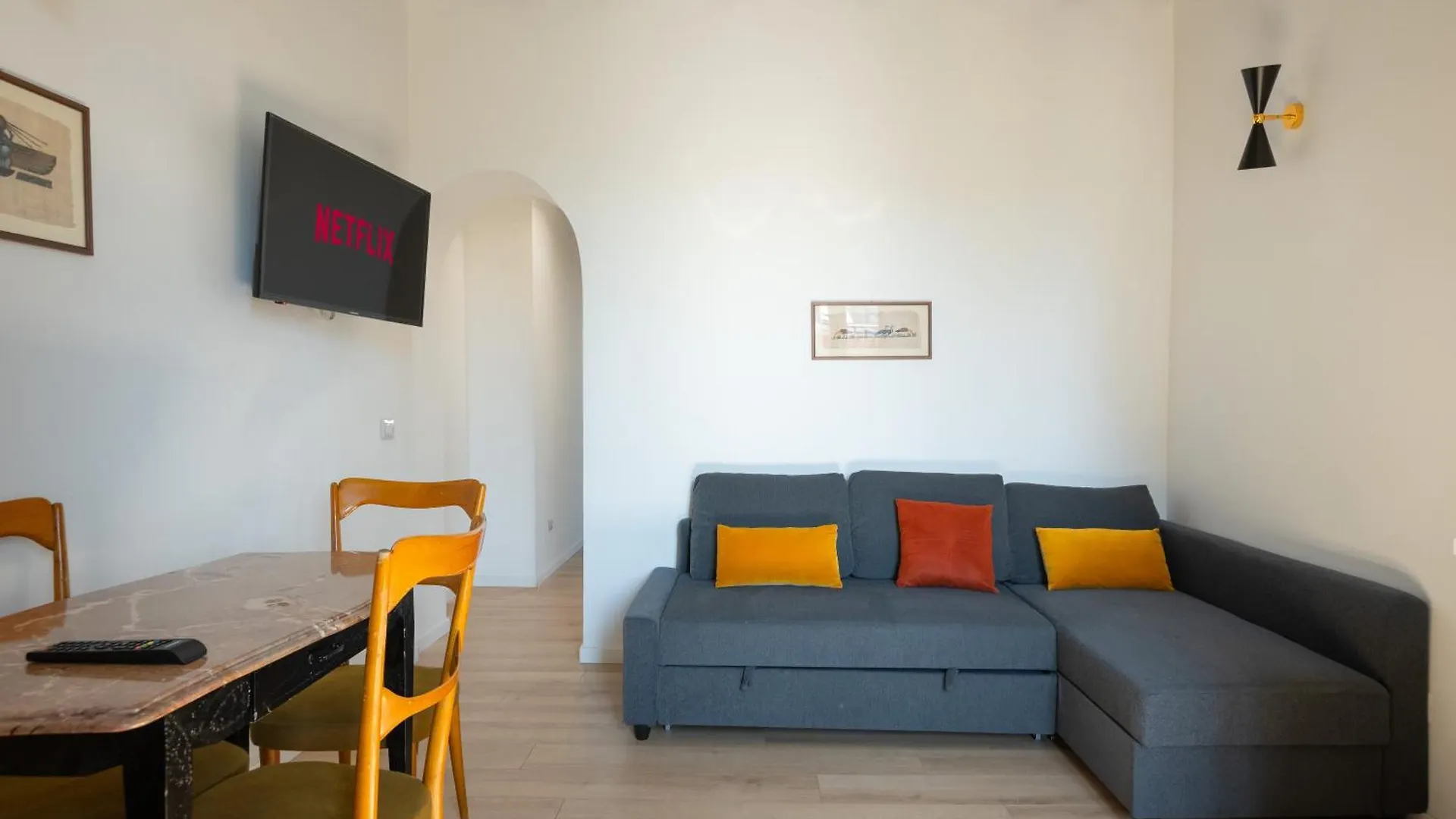 Marco Aurelio Liberty Bilo Apartment Milan