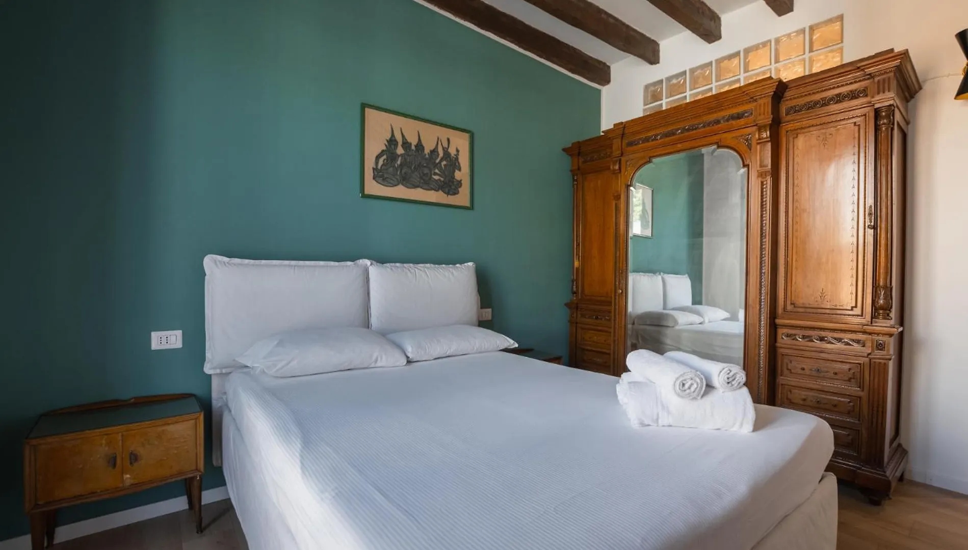 Marco Aurelio Liberty Bilo Apartment Milan